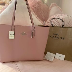 COACH BRAND NEW Town Tote Pink Leather Bag
